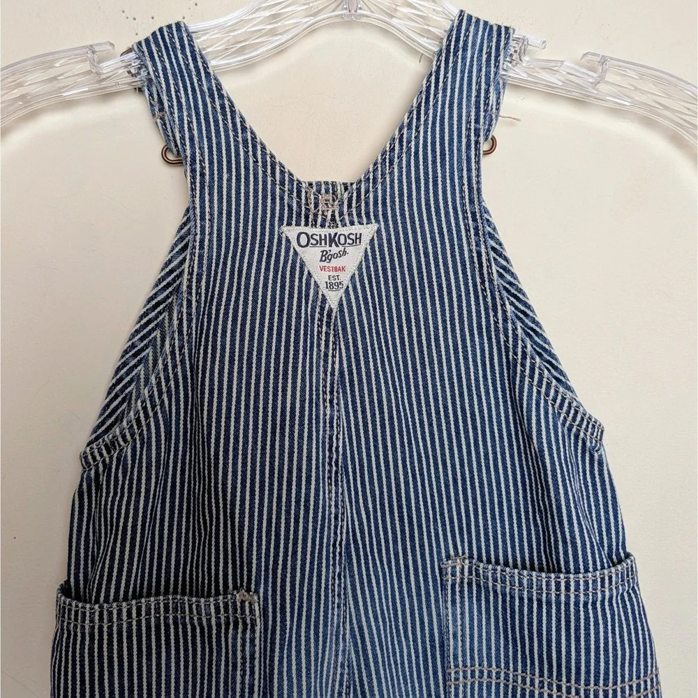 OshKosh B'Gosh‎ Hickory Striped Train Conductor Vestbak Denim Overalls 18 Months